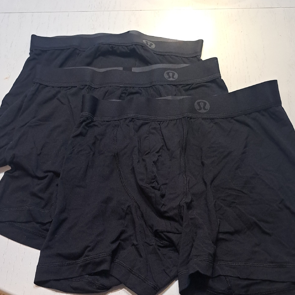 3 Mens Medium Lululemon Boxwr Briefs NEW